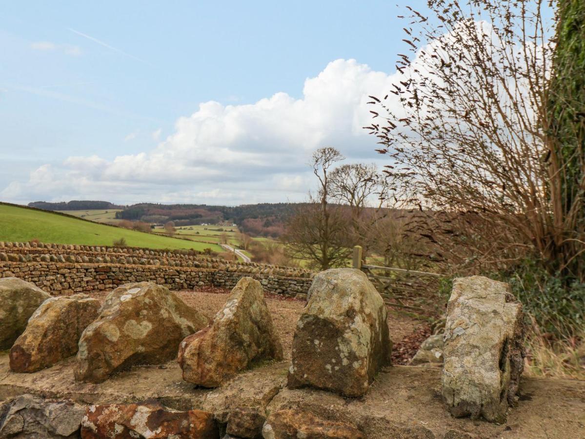 Hayloft Cottage Staintondale Exteriör bild